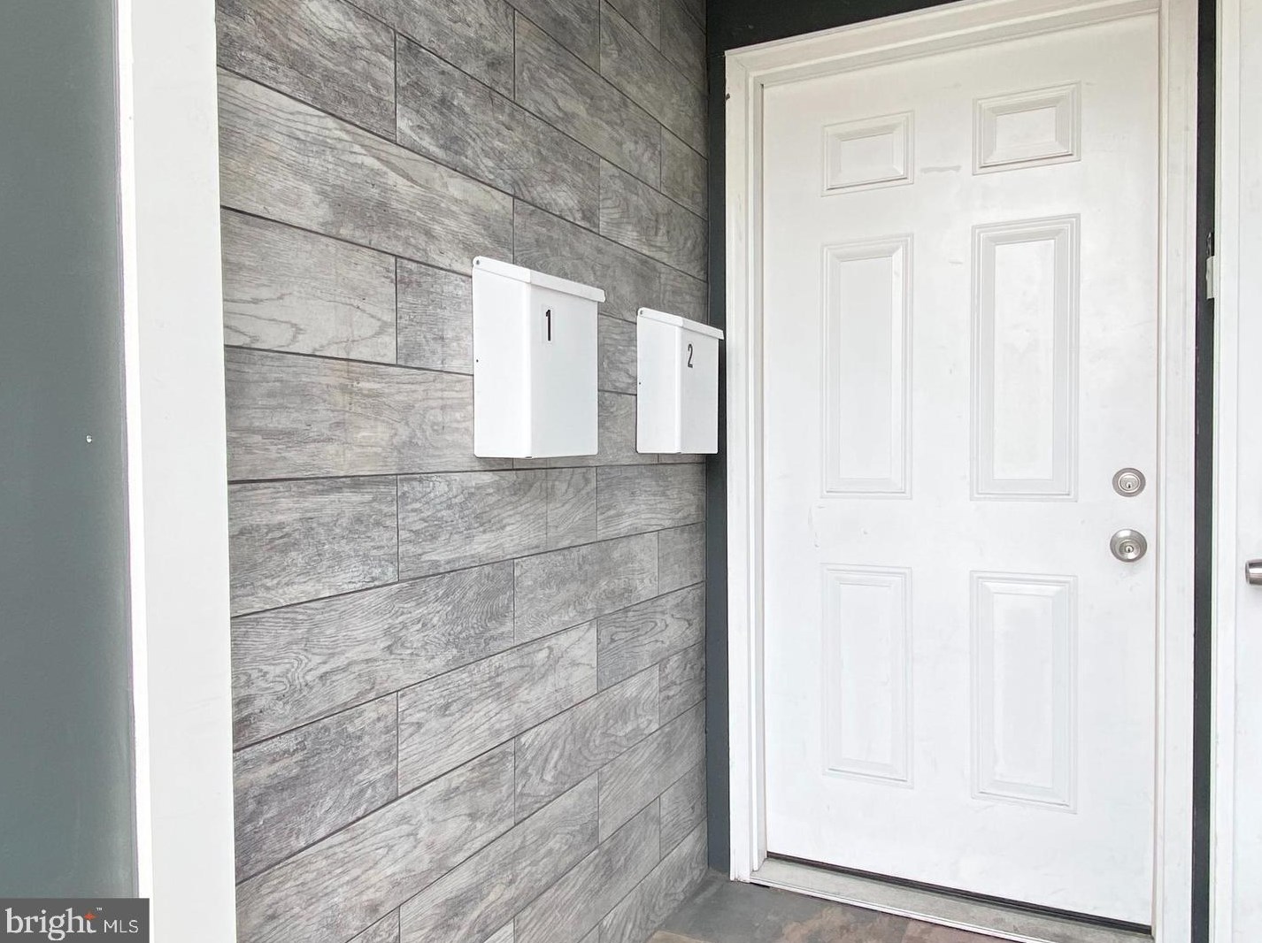 2053 Snyder Ave, Philadelphia PA 19148-2310 exterior