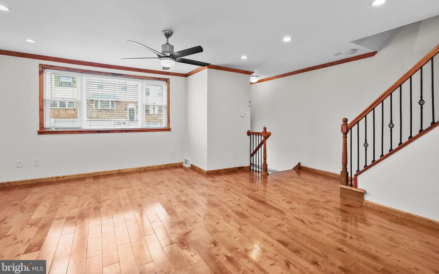 10779 Helmer Dr, Philadelphia PA  19154-4106 exterior