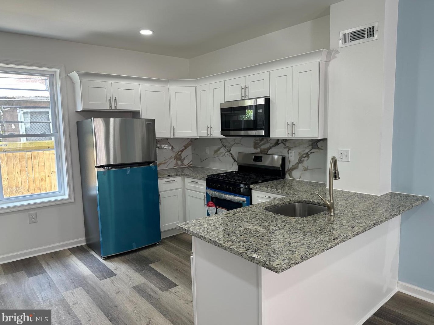 130 Dearborn St, Philadelphia PA  19139-2740 exterior