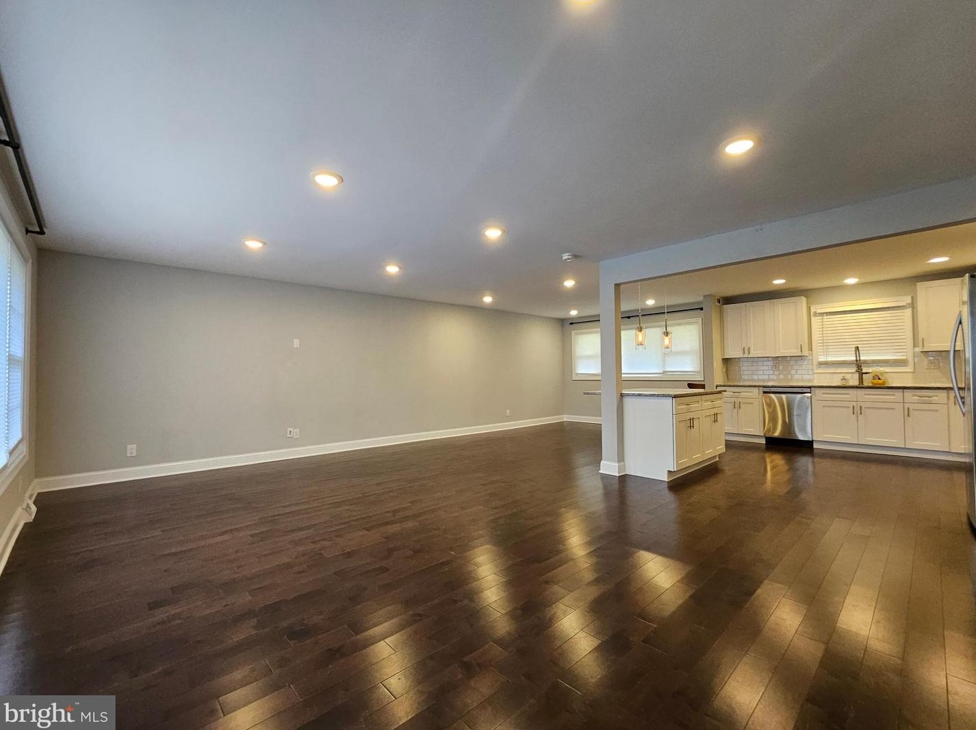 9221 Burbank Rd, Philadelphia PA  19115-3415 exterior