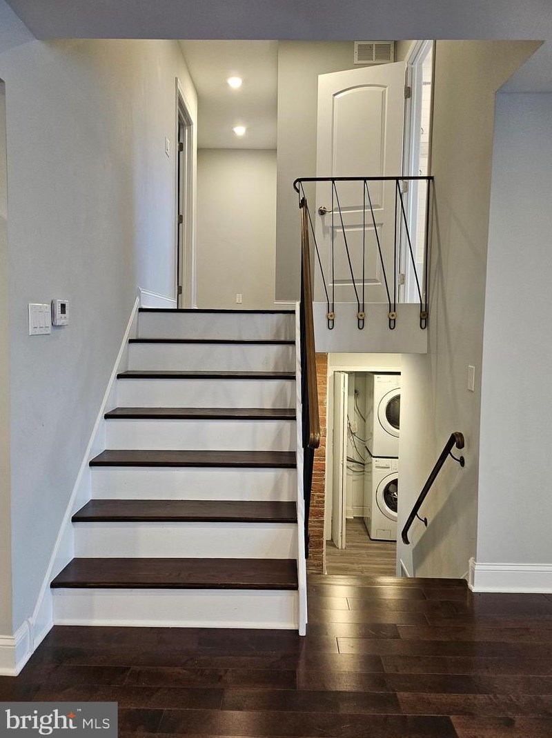 9221 Burbank Rd, Philadelphia PA  19115-3415 exterior