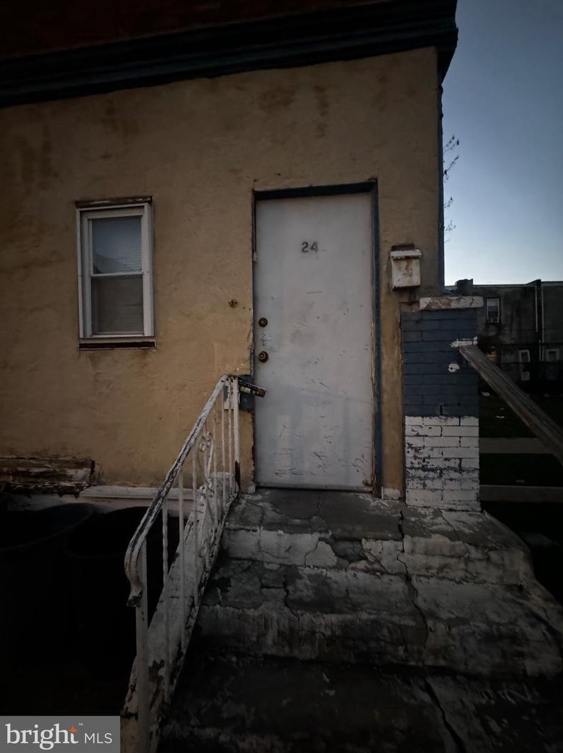 24 Farson St, Philadelphia PA 19139-2743 exterior