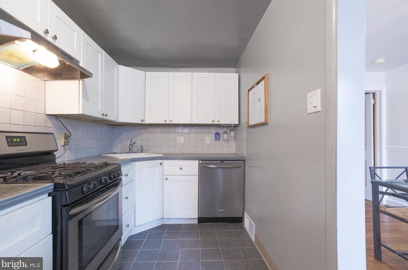 1355 Pennington Rd, Philadelphia PA 19151-2839 exterior