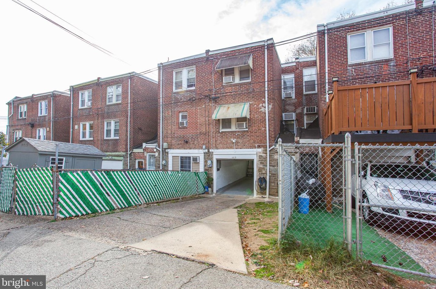 469 Van Kirk St, Philadelphia PA  19120-1120 exterior
