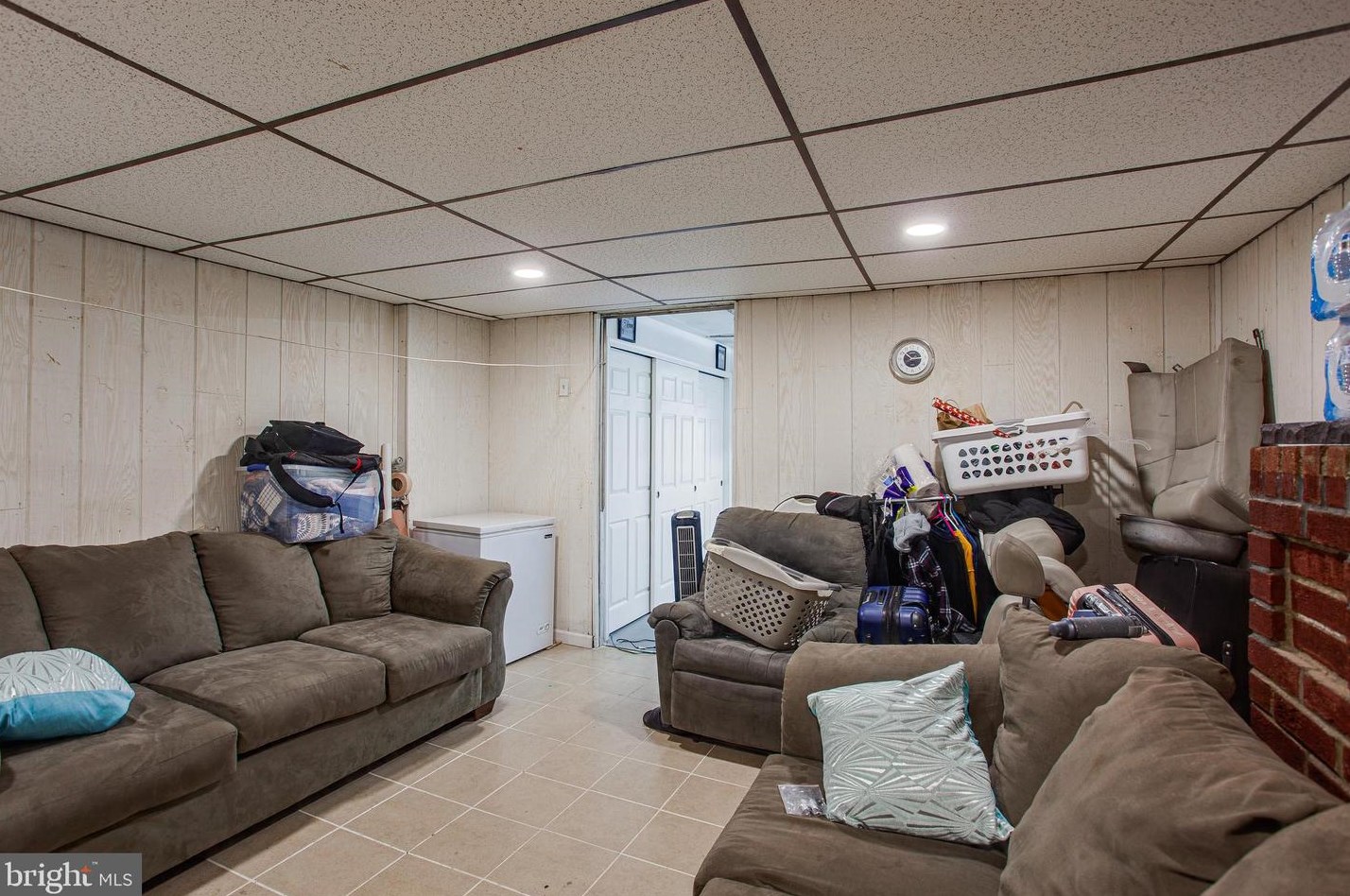 469 Van Kirk St, Philadelphia PA  19120-1120 exterior