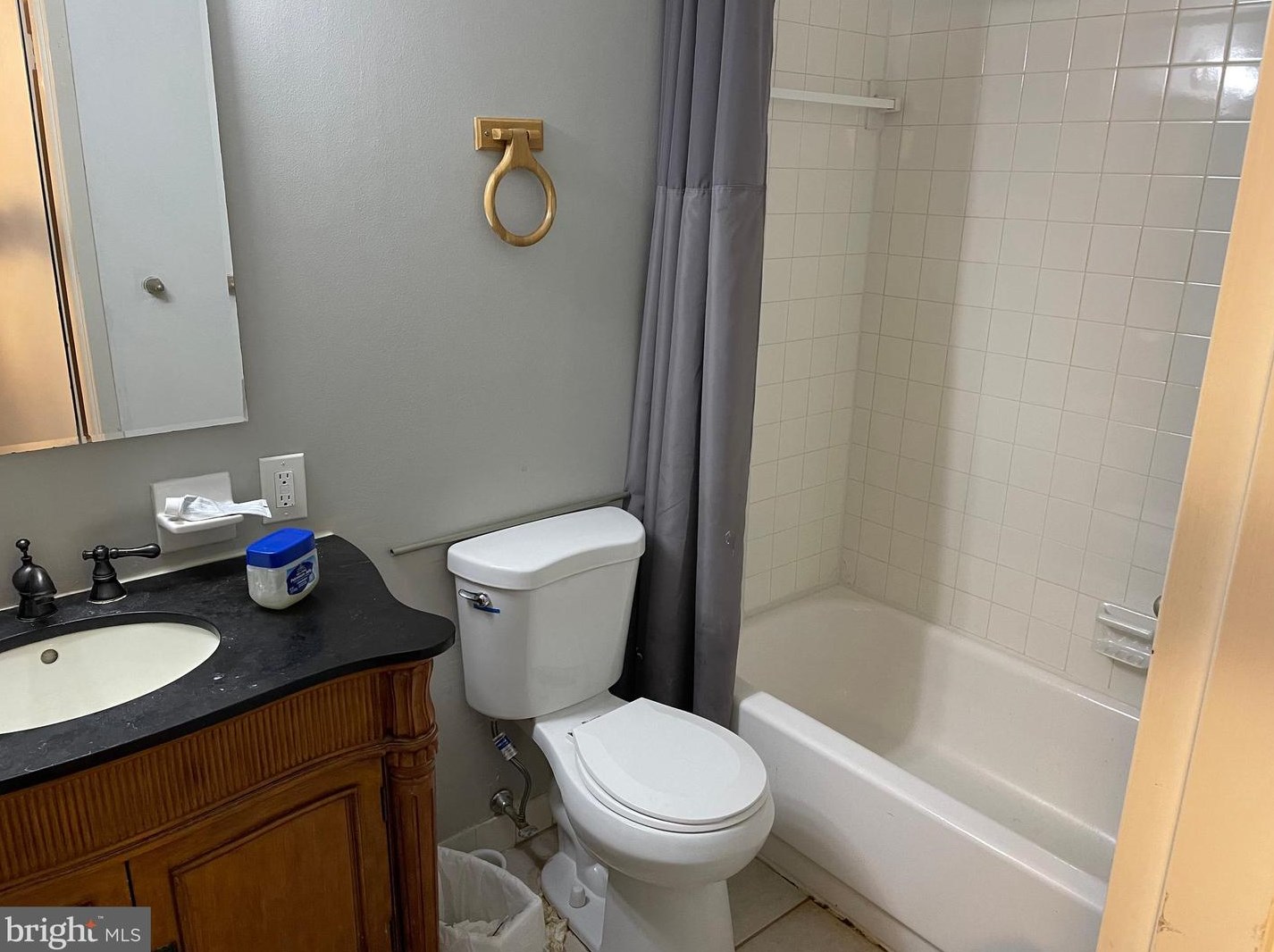 5100 Convent Ln, Philadelphia PA  19114-3197 exterior