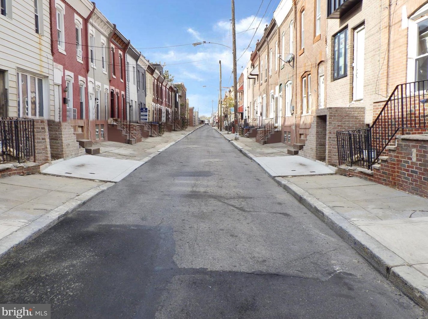 2124 Pierce St, Philadelphia PA 19148-1927 exterior