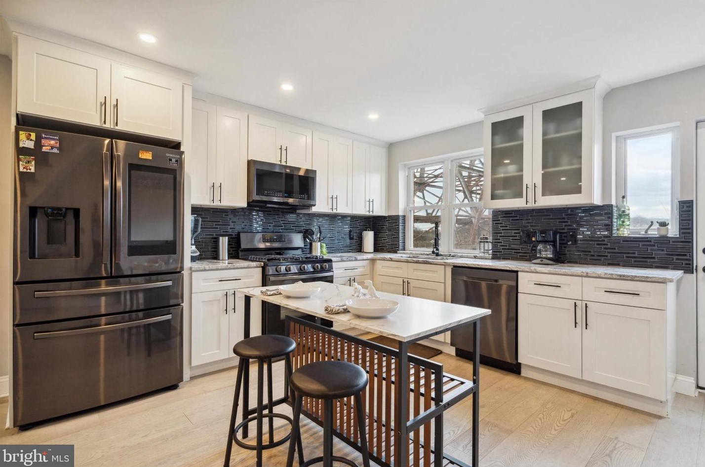 3530 Cresson St, Philadelphia PA  19129-1648 exterior
