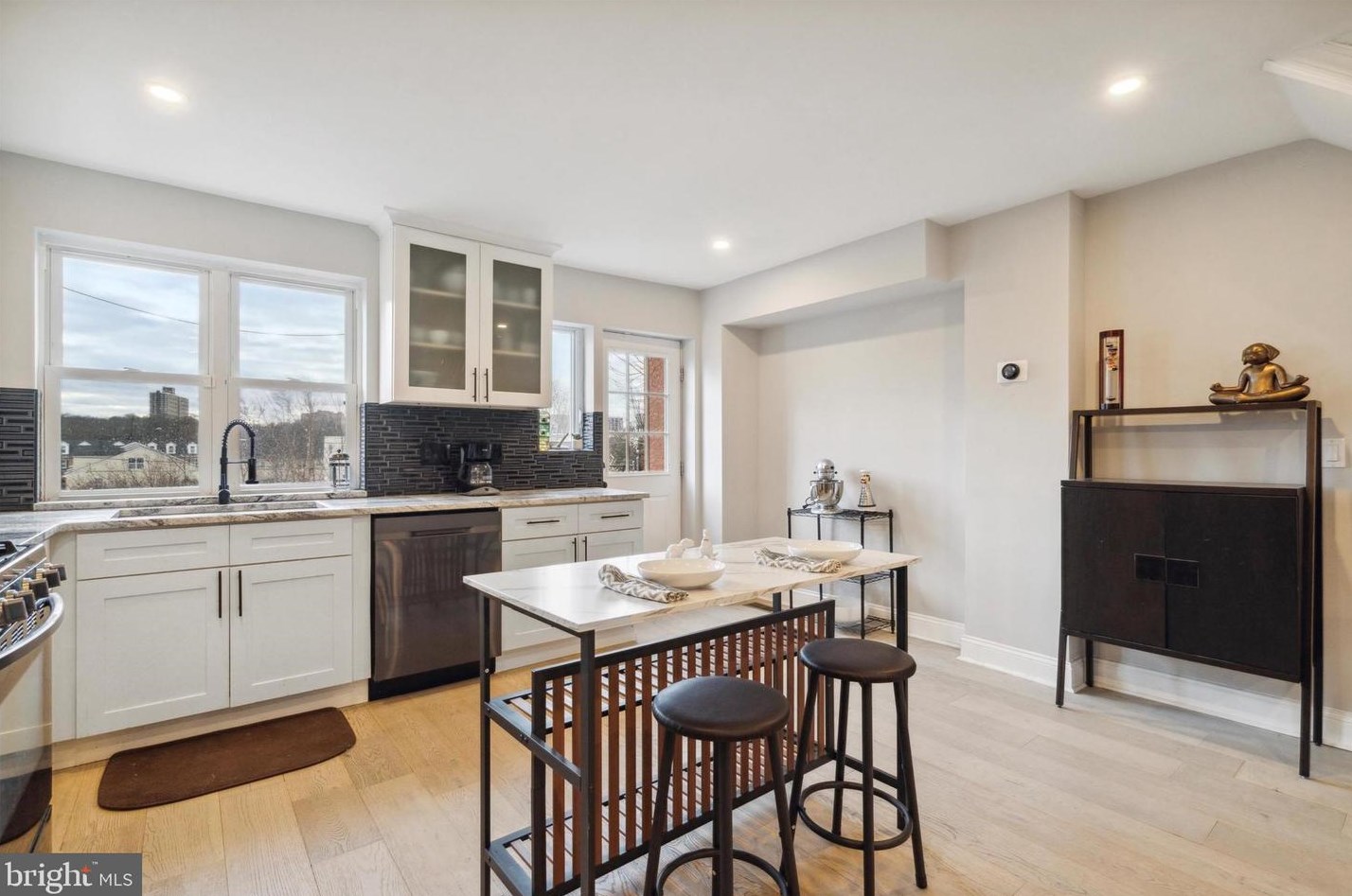 3530 Cresson St, Philadelphia PA  19129-1648 exterior