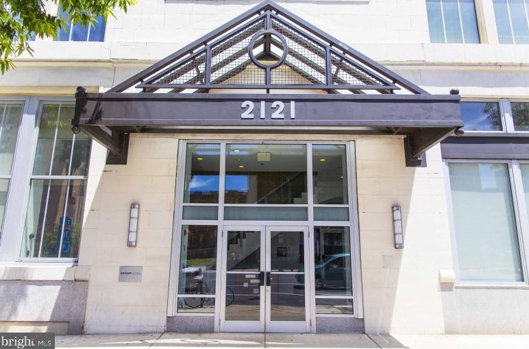 2121 Market St #502, Philadelphia, PA 19103