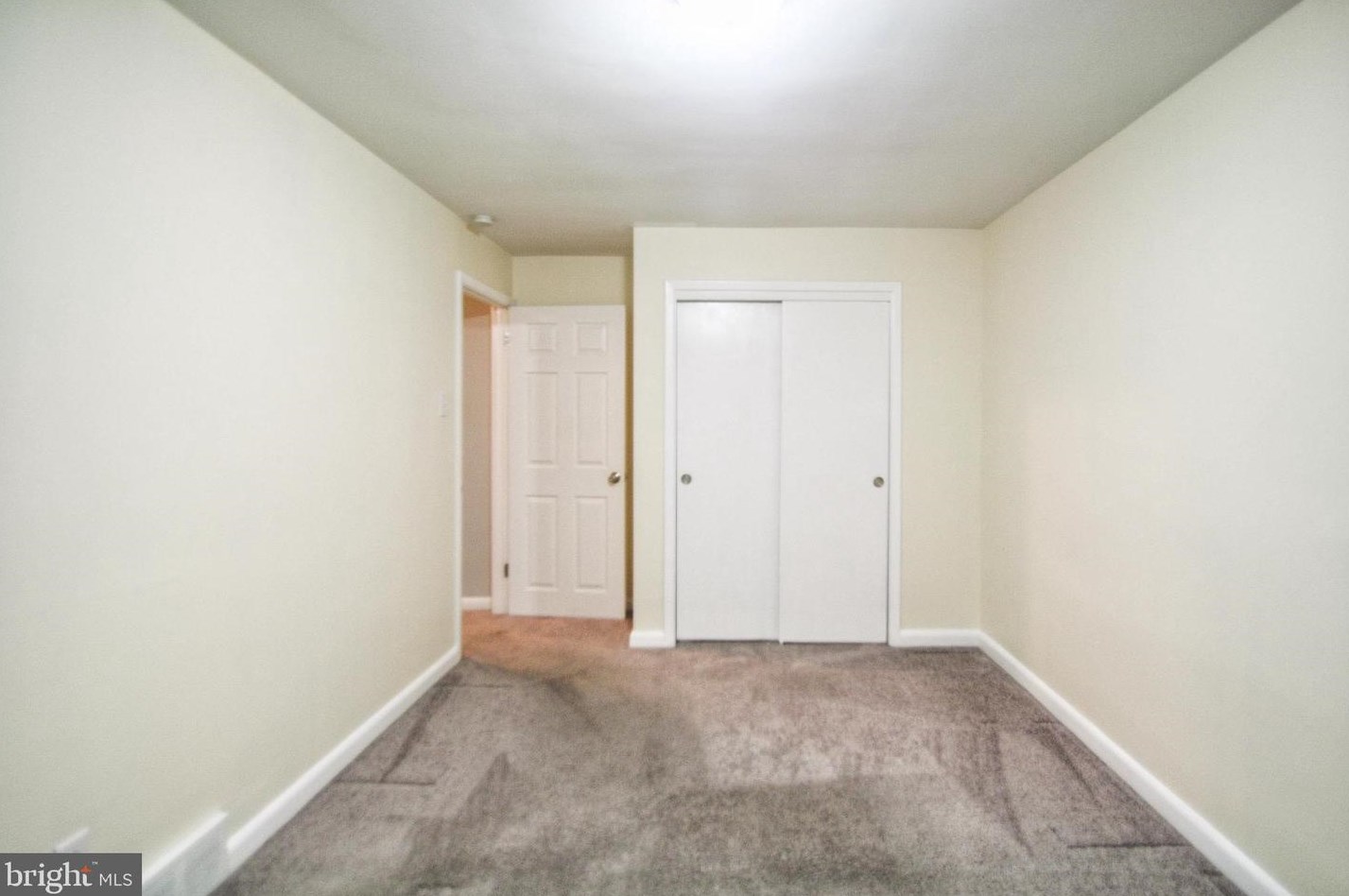 7448 Brockton Rd, Philadelphia PA  19151-2910 exterior