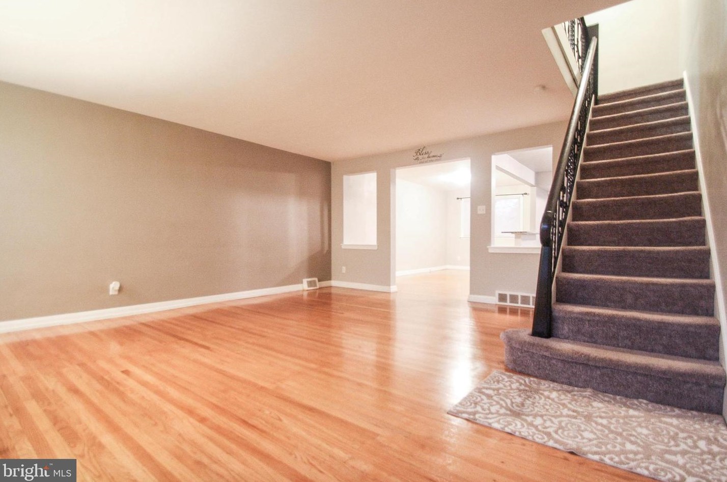 7448 Brockton Rd, Philadelphia PA  19151-2910 exterior