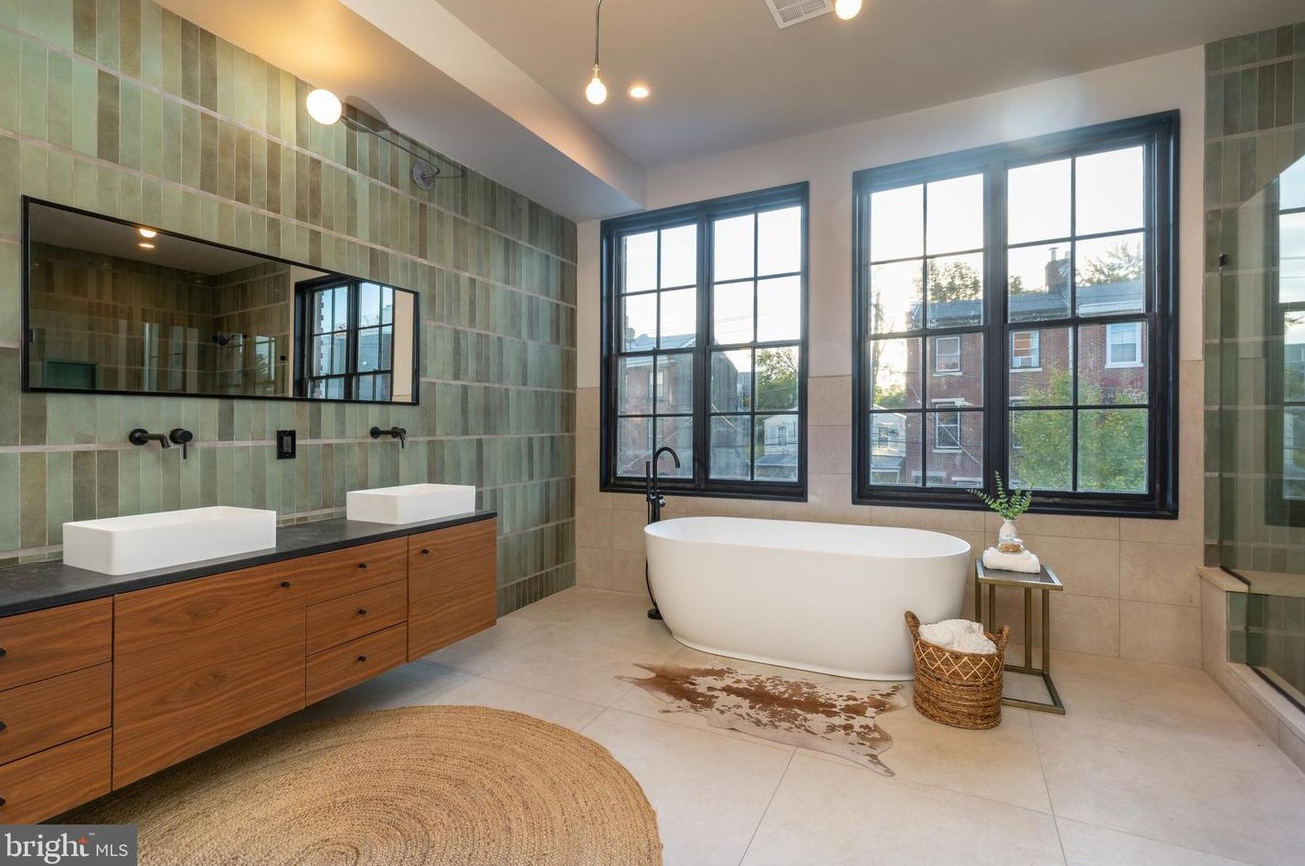 1113 Palmer St, Philadelphia PA 19125-2620 exterior