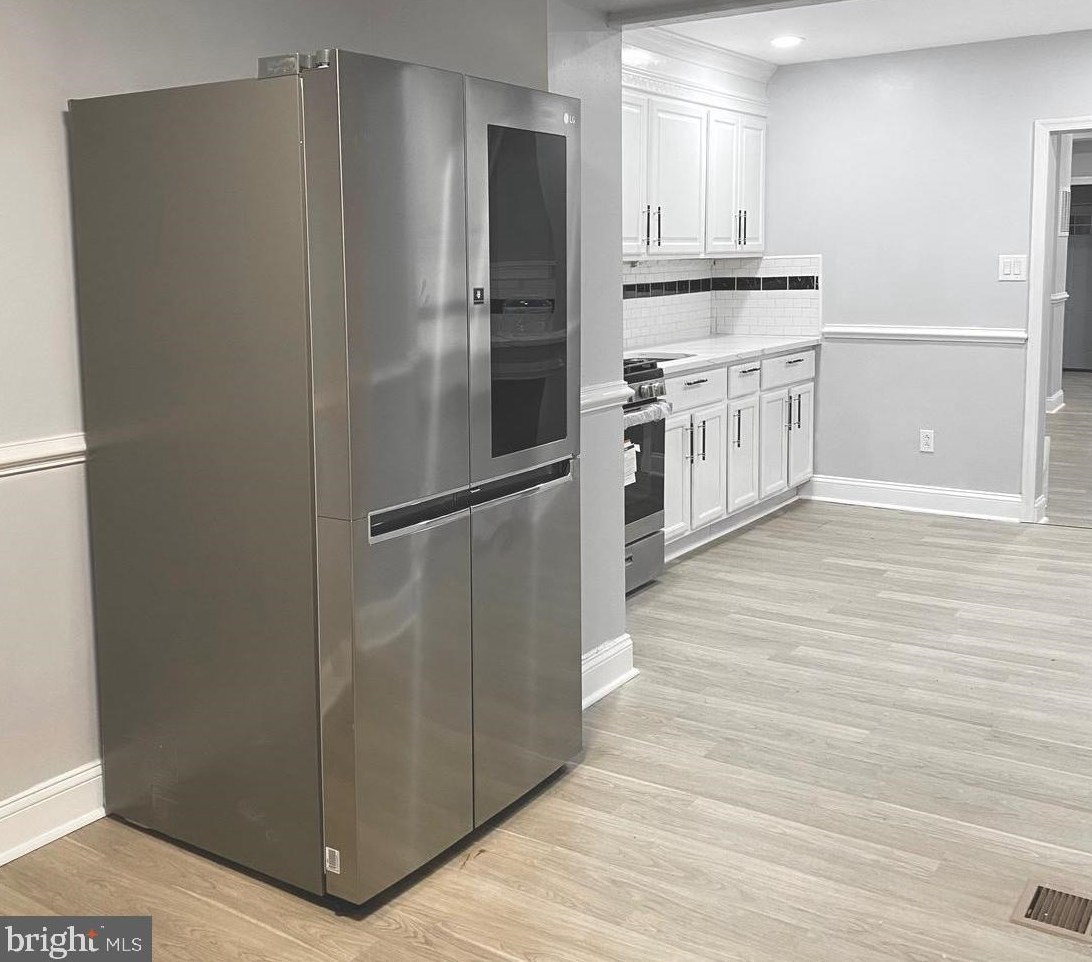 6212 Dickens Ave, Philadelphia PA 19142-3107 exterior