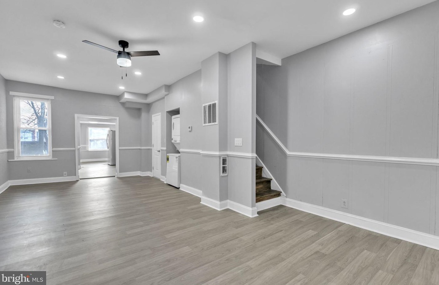 6212 Dickens Ave, Philadelphia PA 19142-3107 exterior