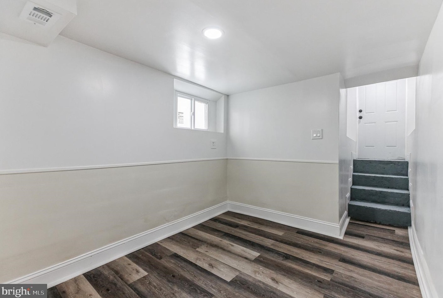 6212 Dickens Ave, Philadelphia PA 19142-3107 exterior