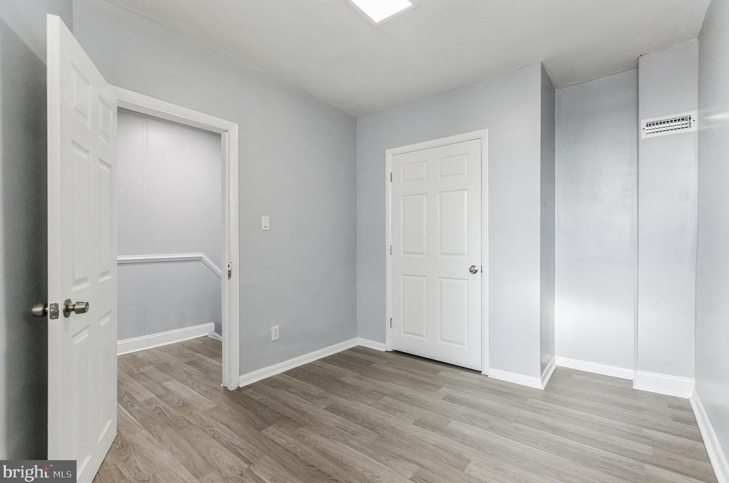 6212 Dickens Ave, Philadelphia PA 19142-3107 exterior