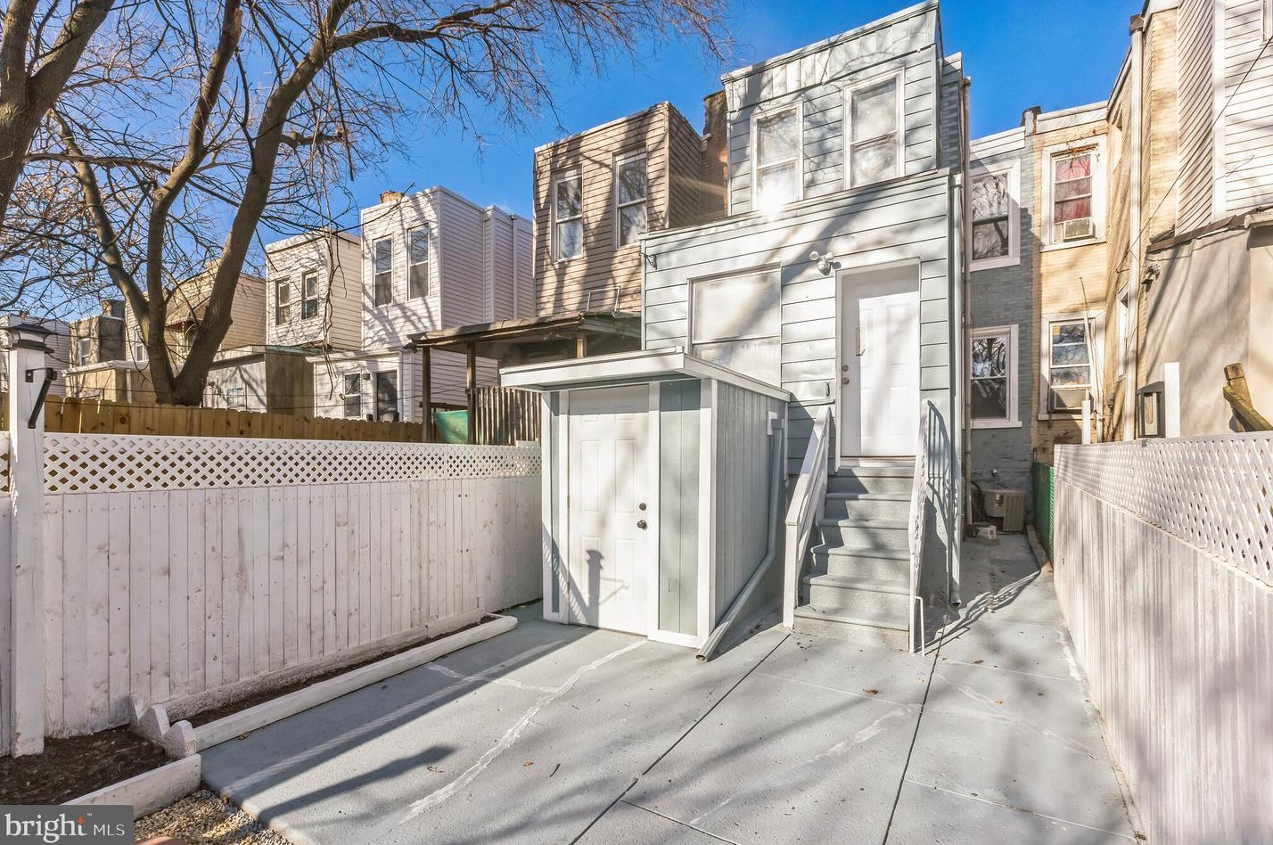 6212 Dickens Ave, Philadelphia PA 19142-3107 exterior