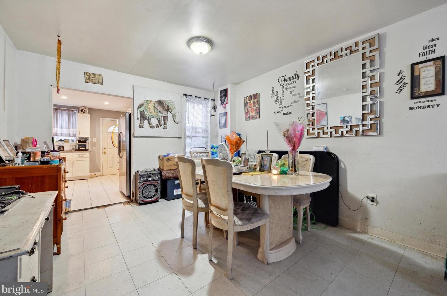 2023 Bambrey St, Philadelphia PA 19146-4405 exterior