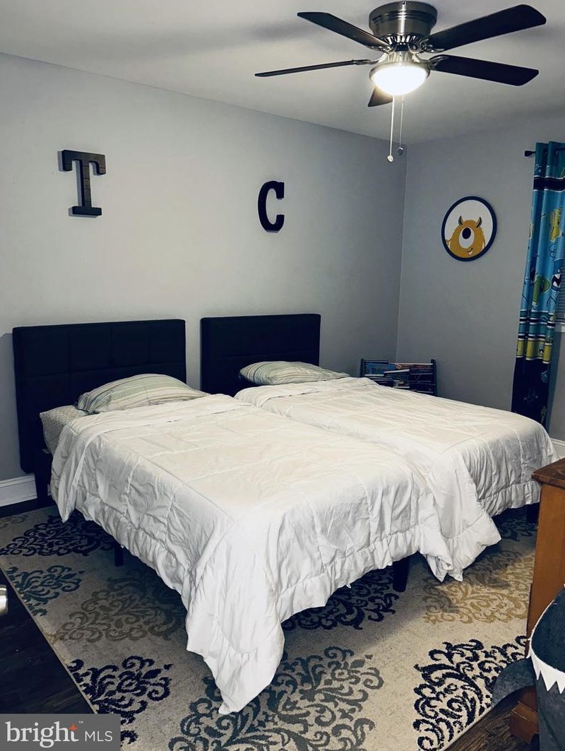 3642 Newberry Rd, Philadelphia PA  19154-2625 exterior