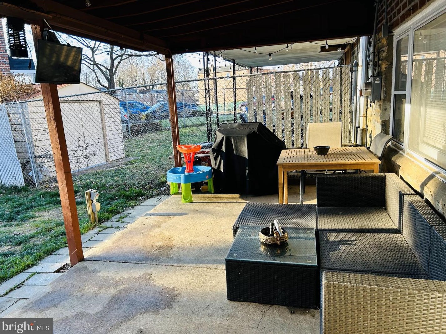 3642 Newberry Rd, Philadelphia PA  19154-2625 exterior