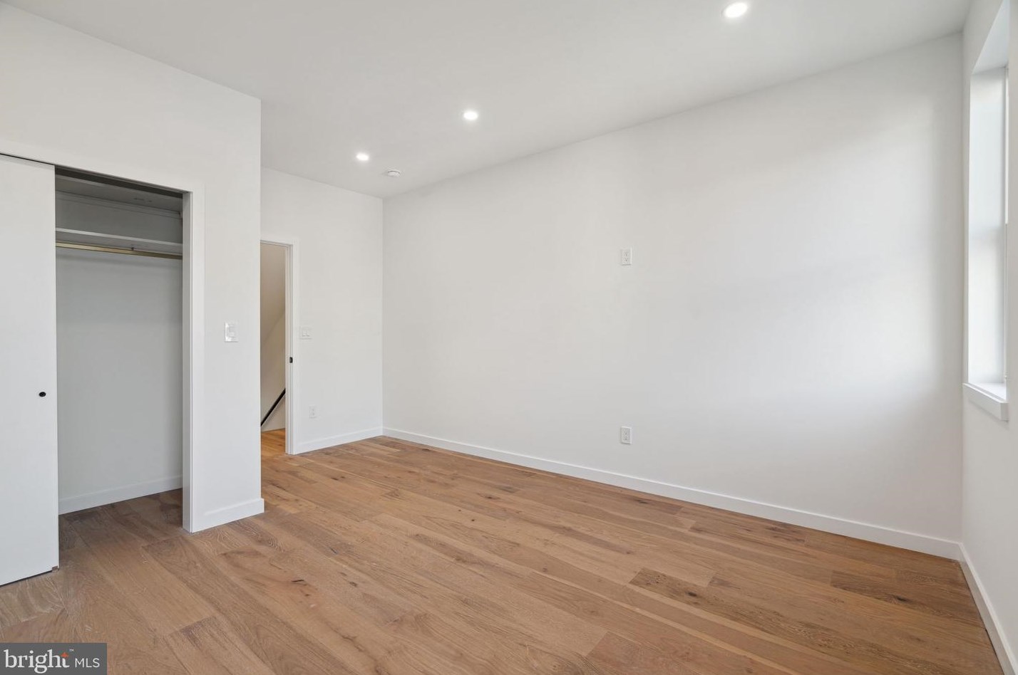 2943 Cambridge St, Philadelphia PA  19130-1115 exterior