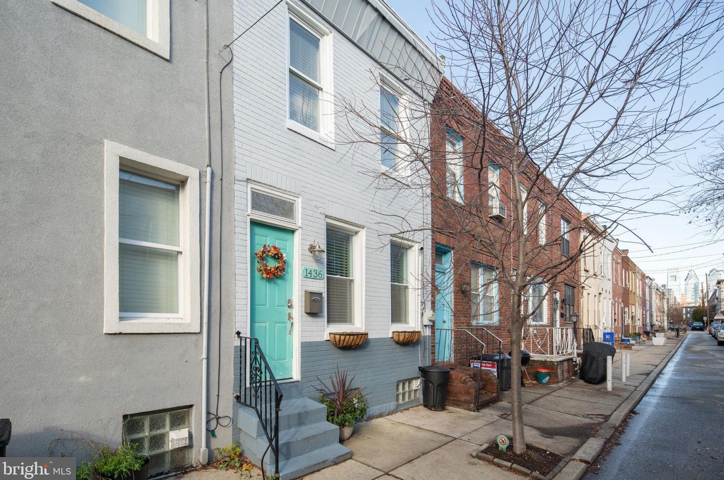 1436 Chadwick St, Philadelphia PA  19146-4729 exterior