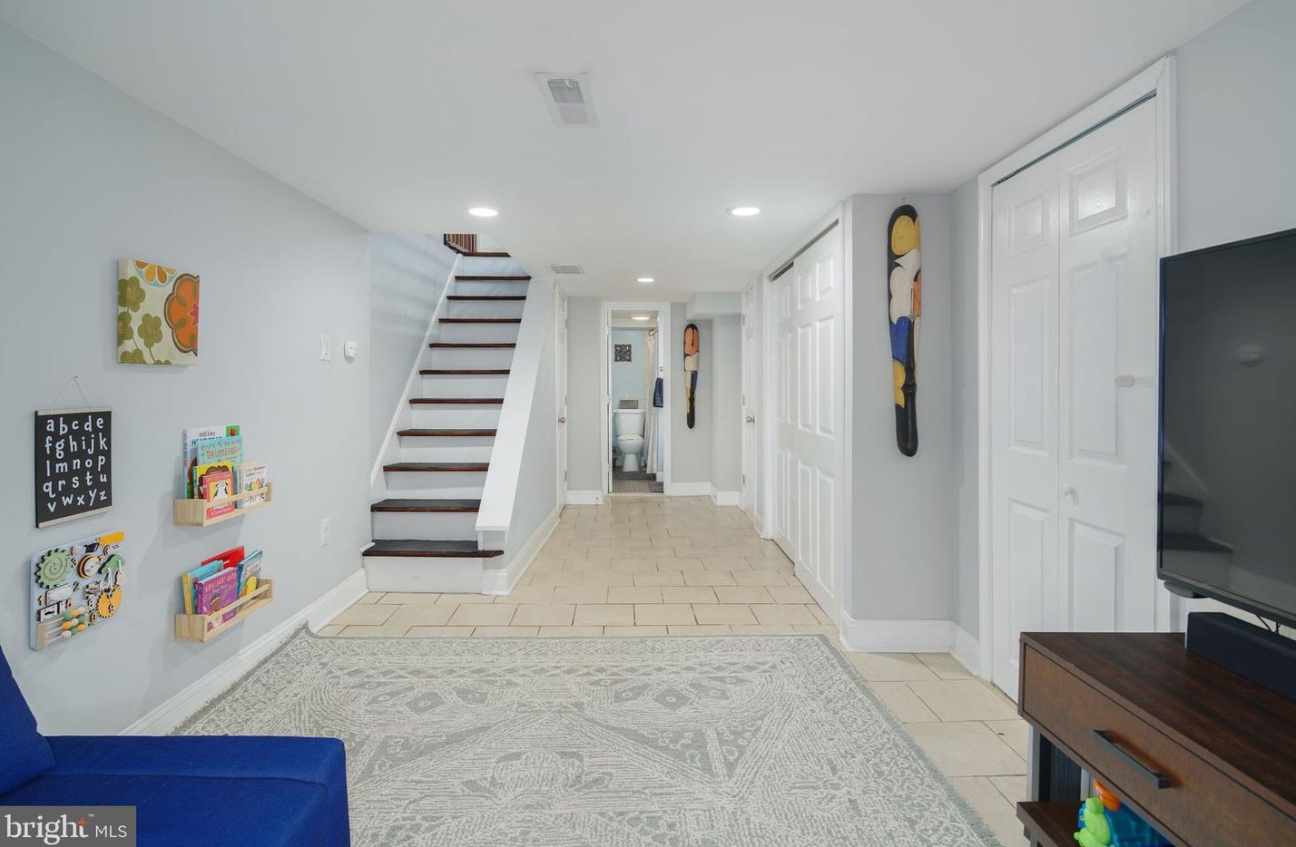 1436 Chadwick St, Philadelphia PA  19146-4729 exterior