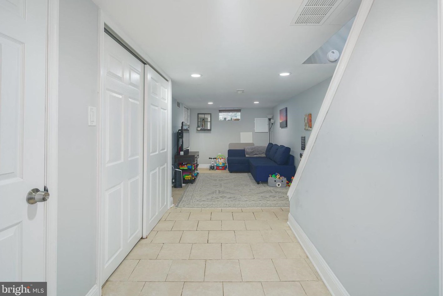 1436 Chadwick St, Philadelphia PA  19146-4729 exterior