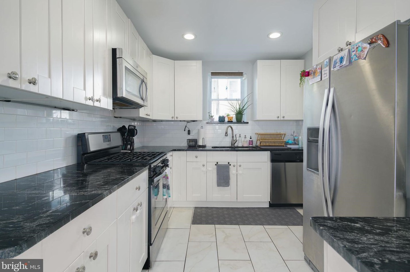 1436 Chadwick St, Philadelphia PA  19146-4729 exterior