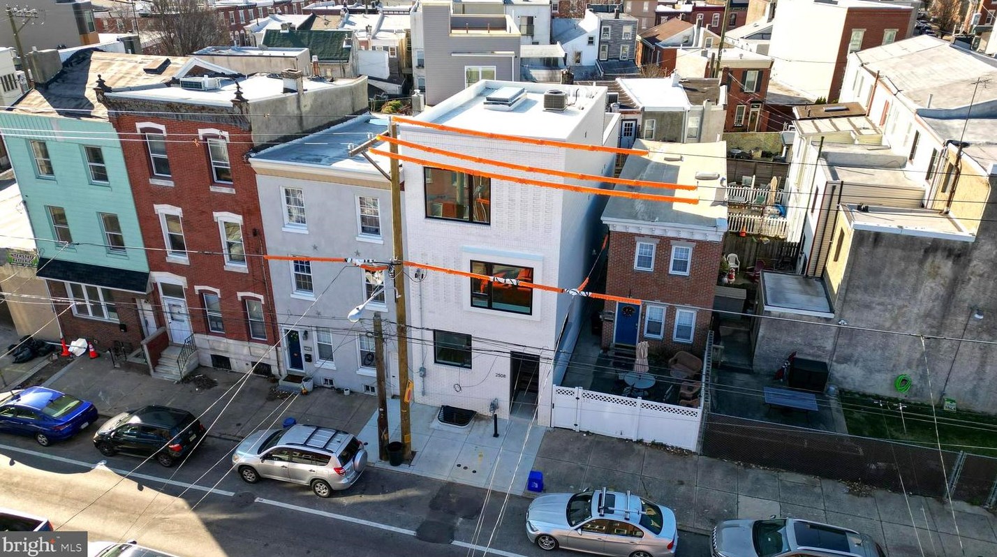 2508 Dauphin St, Philadelphia PA  19132-4211 exterior