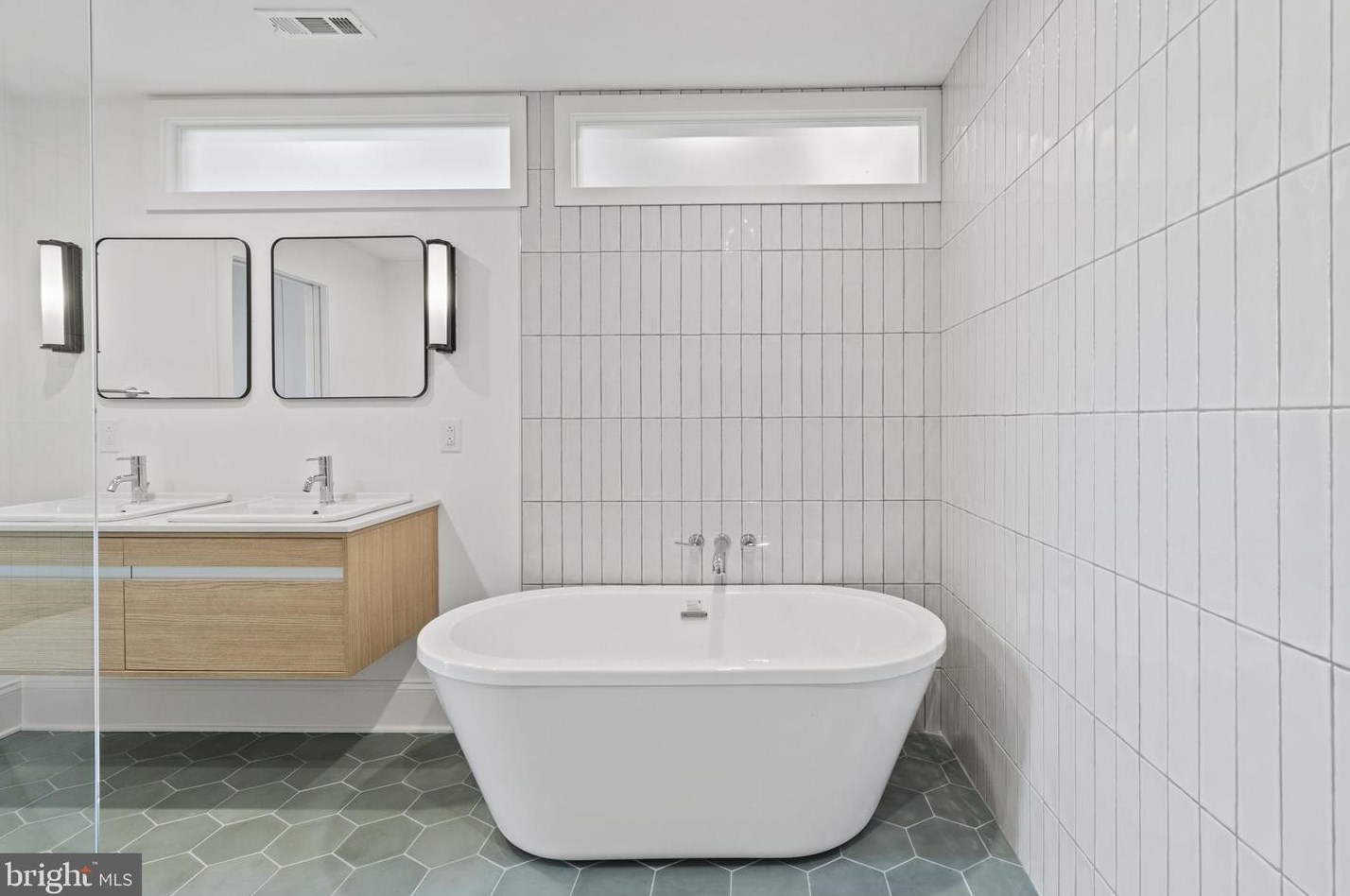 2508 Dauphin St, Philadelphia PA  19132-4211 exterior