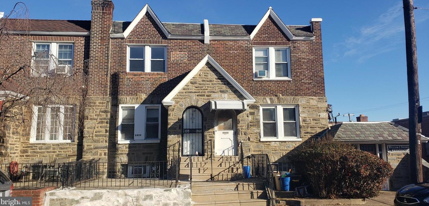 3825 J St, Philadelphia PA  19124-5405 exterior