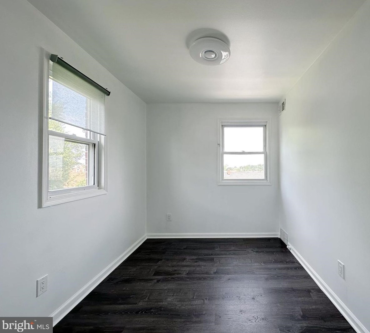 3341 Morning Glory Rd, Philadelphia PA  19154-1819 exterior