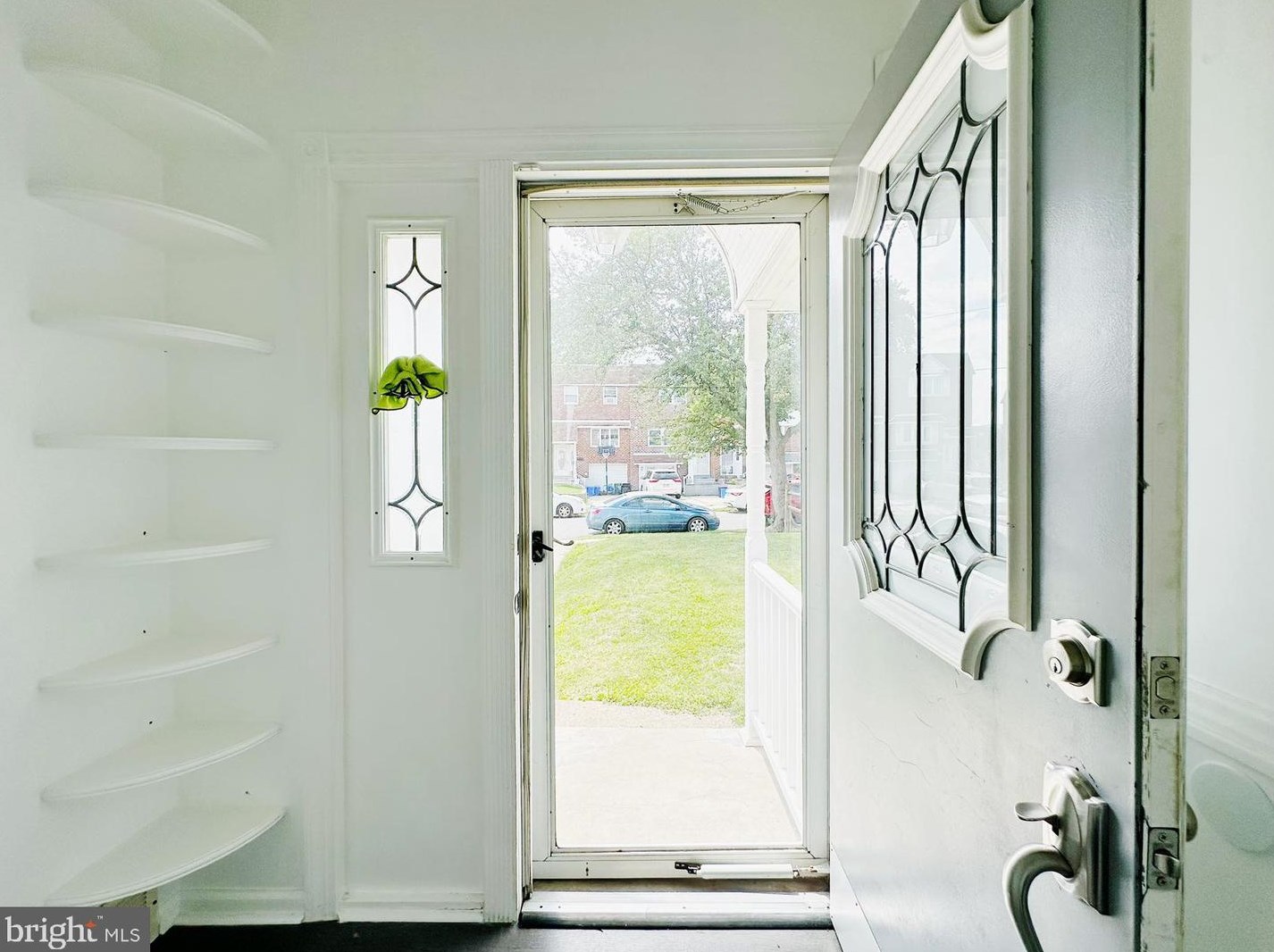 3341 Morning Glory Rd, Philadelphia PA  19154-1819 exterior