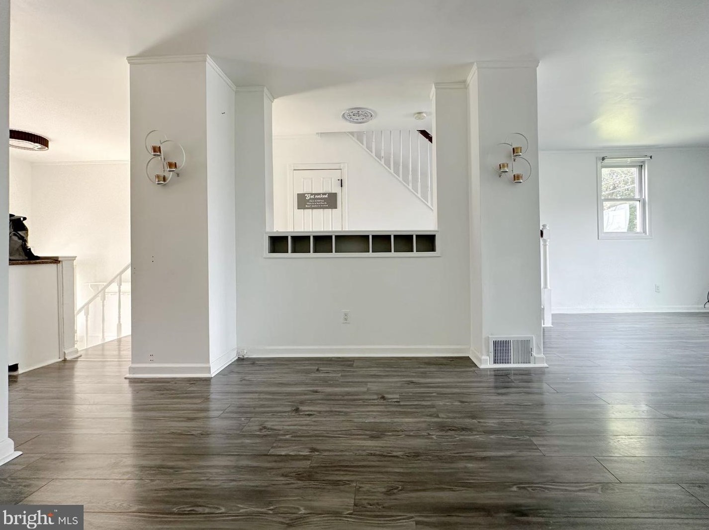 3341 Morning Glory Rd, Philadelphia PA  19154-1819 exterior