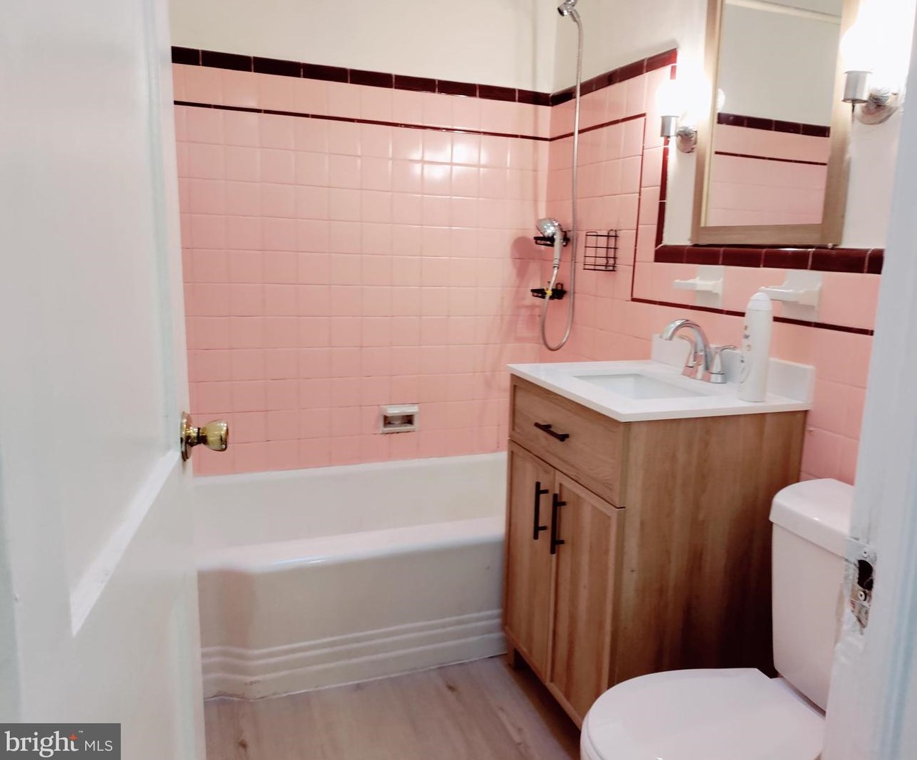 5927 Bennington St, Philadelphia PA  19120-1201 exterior