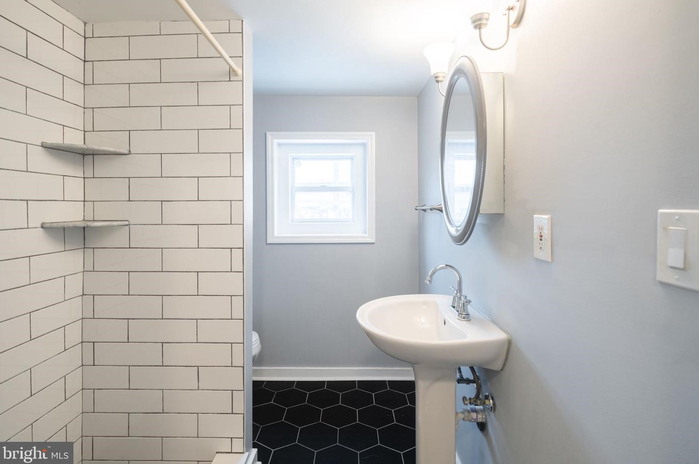 120 Wildey St, Philadelphia PA  19123-1614 exterior