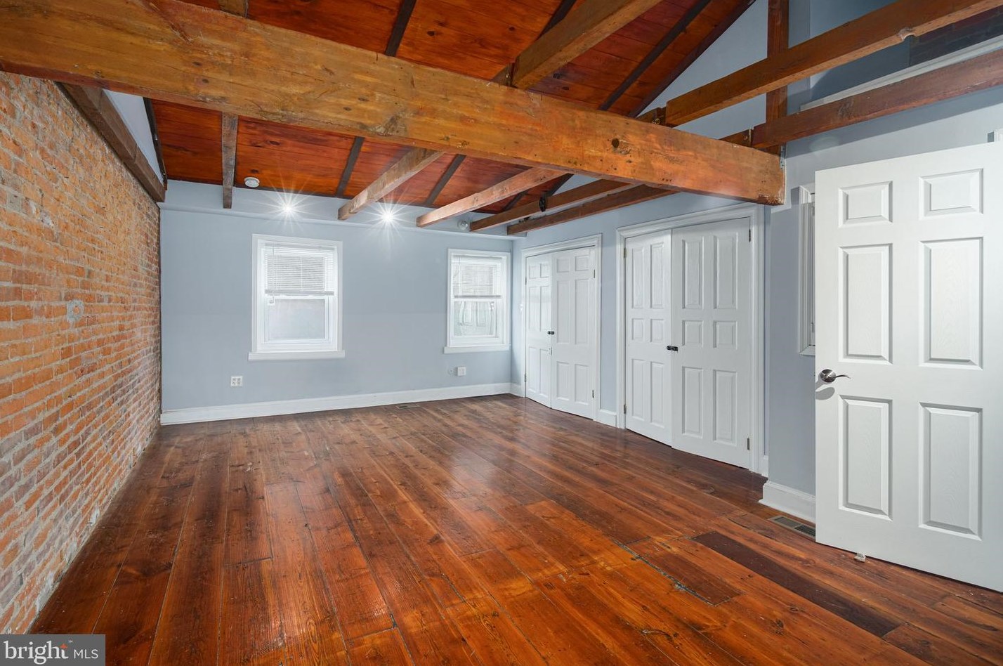 120 Wildey St, Philadelphia PA  19123-1614 exterior