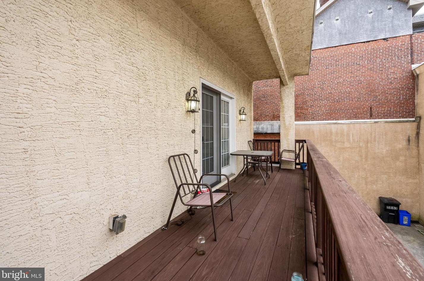 3866 Manor St, Philadelphia PA  19128-5206 exterior