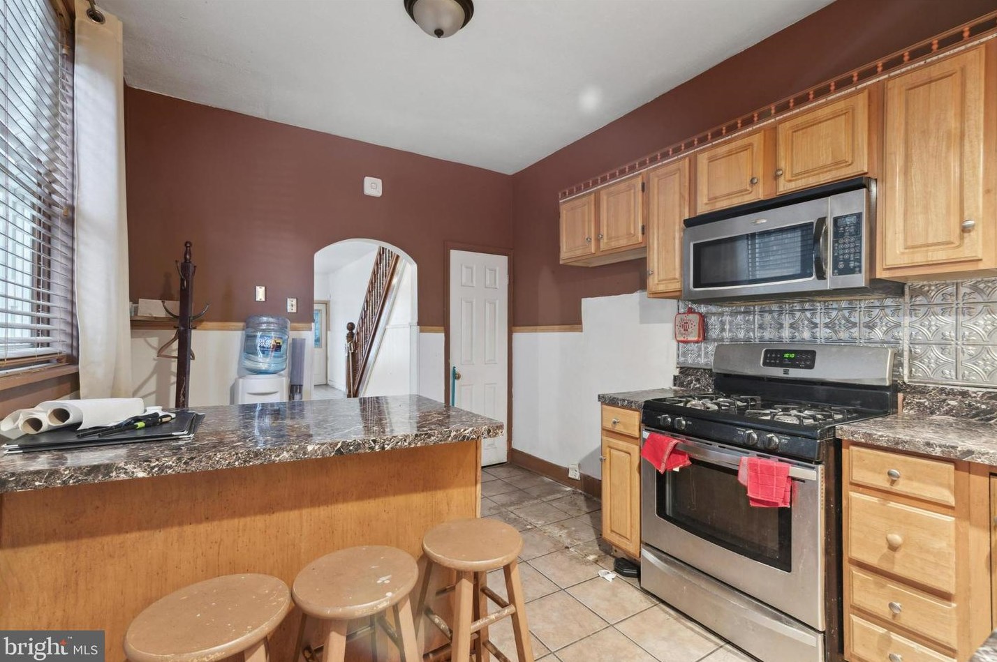 711 Tioga St, Philadelphia PA  19134-1215 exterior