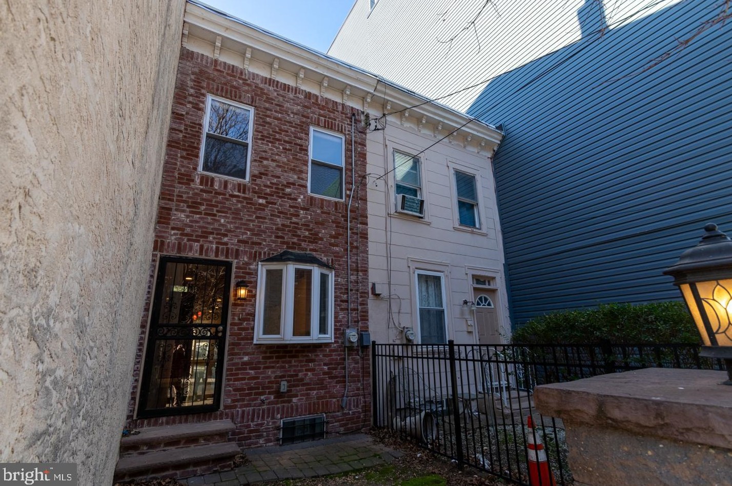 2024 Dreer St, Philadelphia PA  19125-1520 exterior
