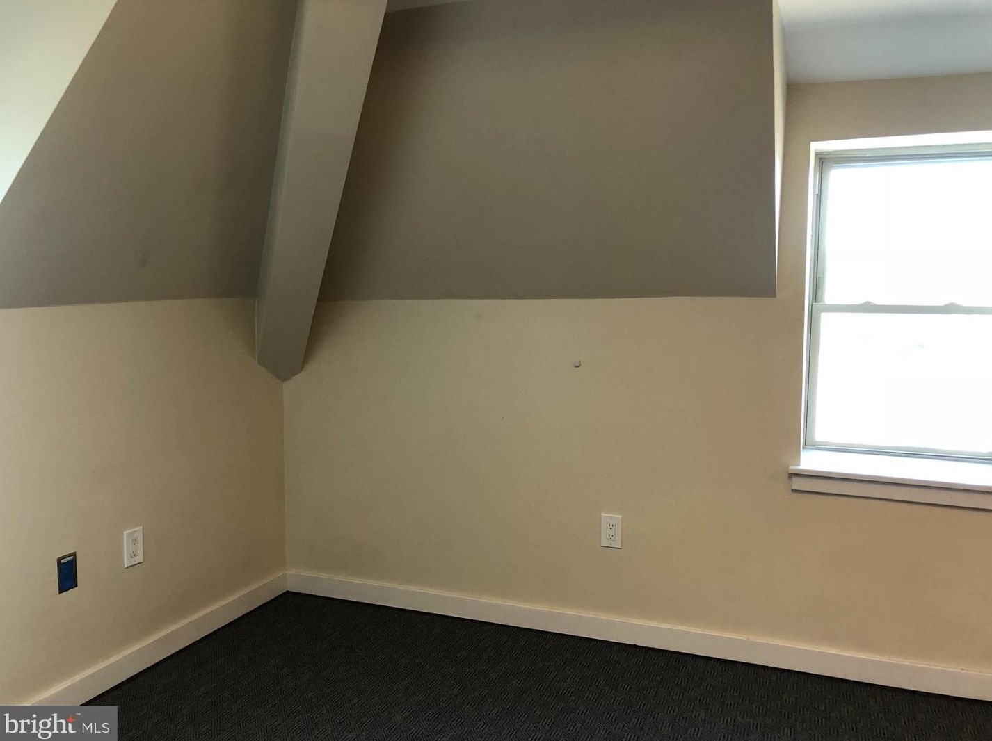 4032 Spruce St, Philadelphia PA  19104-4117 exterior
