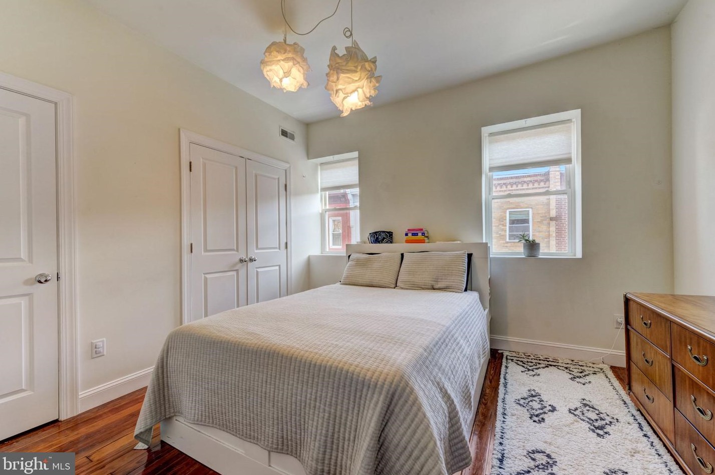1244 Bonsall St, Philadelphia PA  19146-4137 exterior