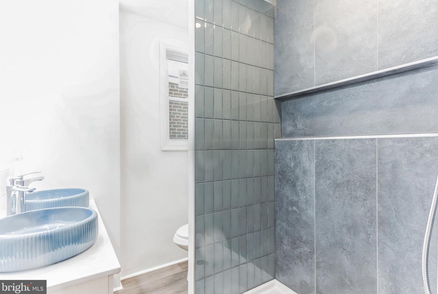 180 Sparks St, Philadelphia PA 19120-1420 exterior