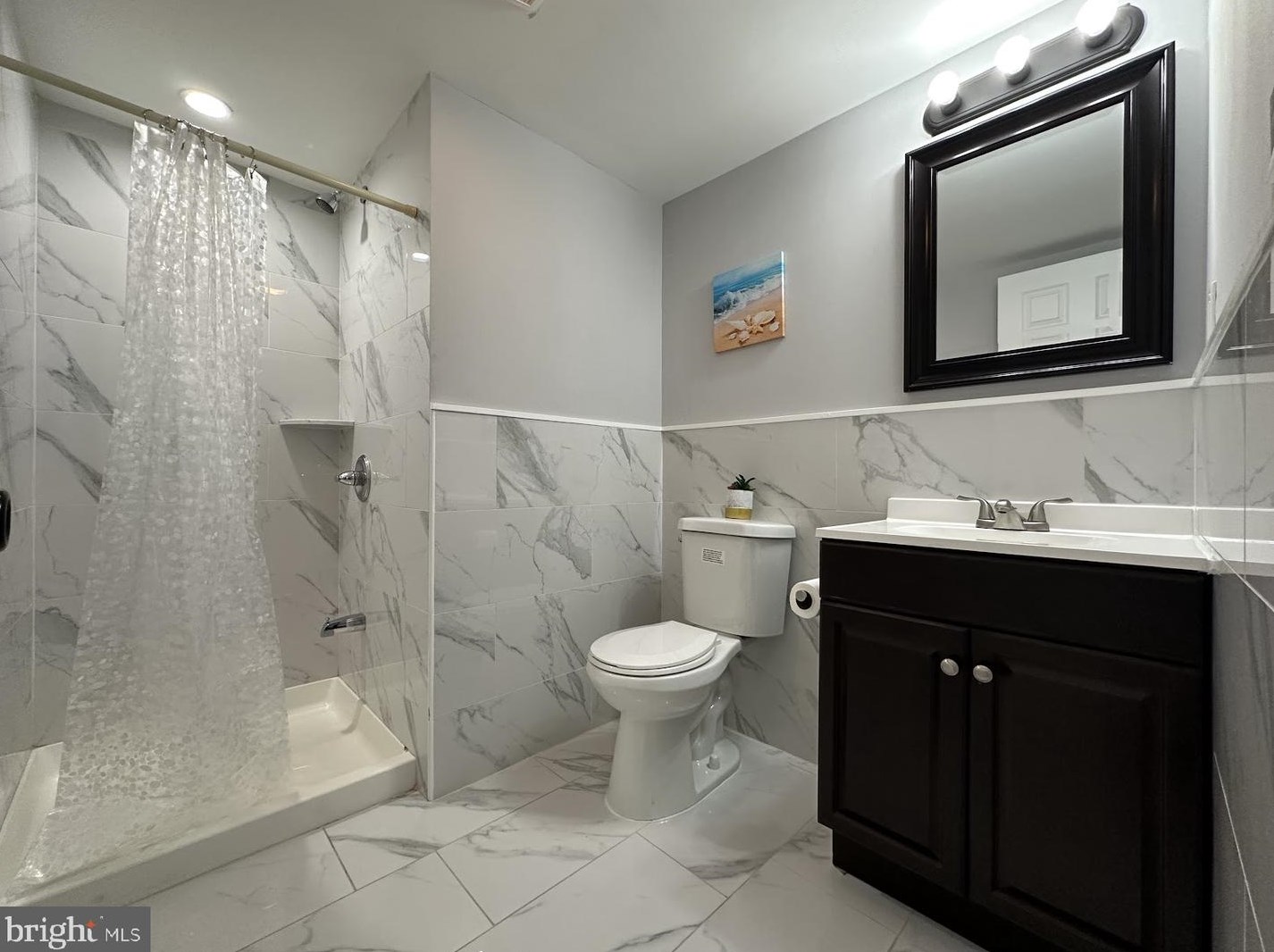 530 Preston St, Philadelphia PA 19104-1563 exterior