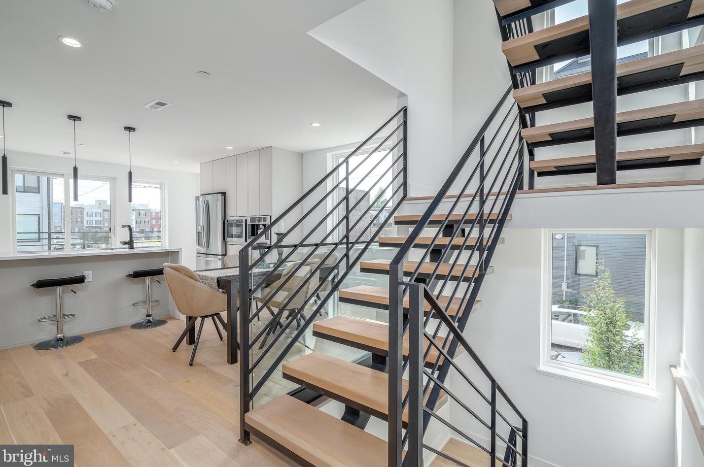 2614 Hagert St, Philadelphia PA  19125-1209 exterior