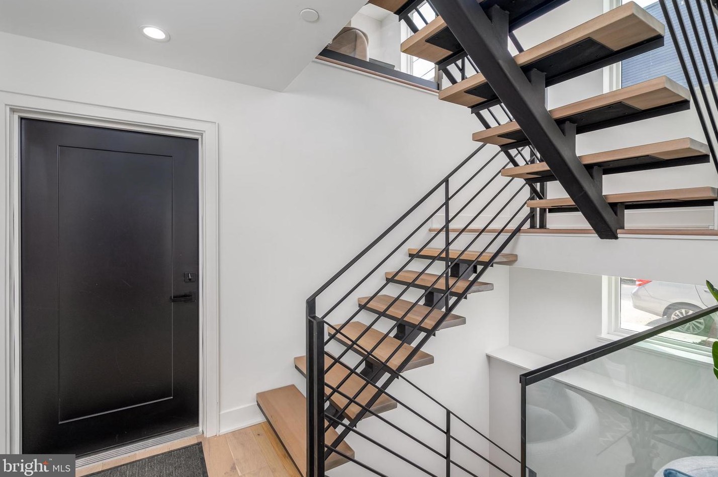 2614 Hagert St, Philadelphia PA  19125-1209 exterior