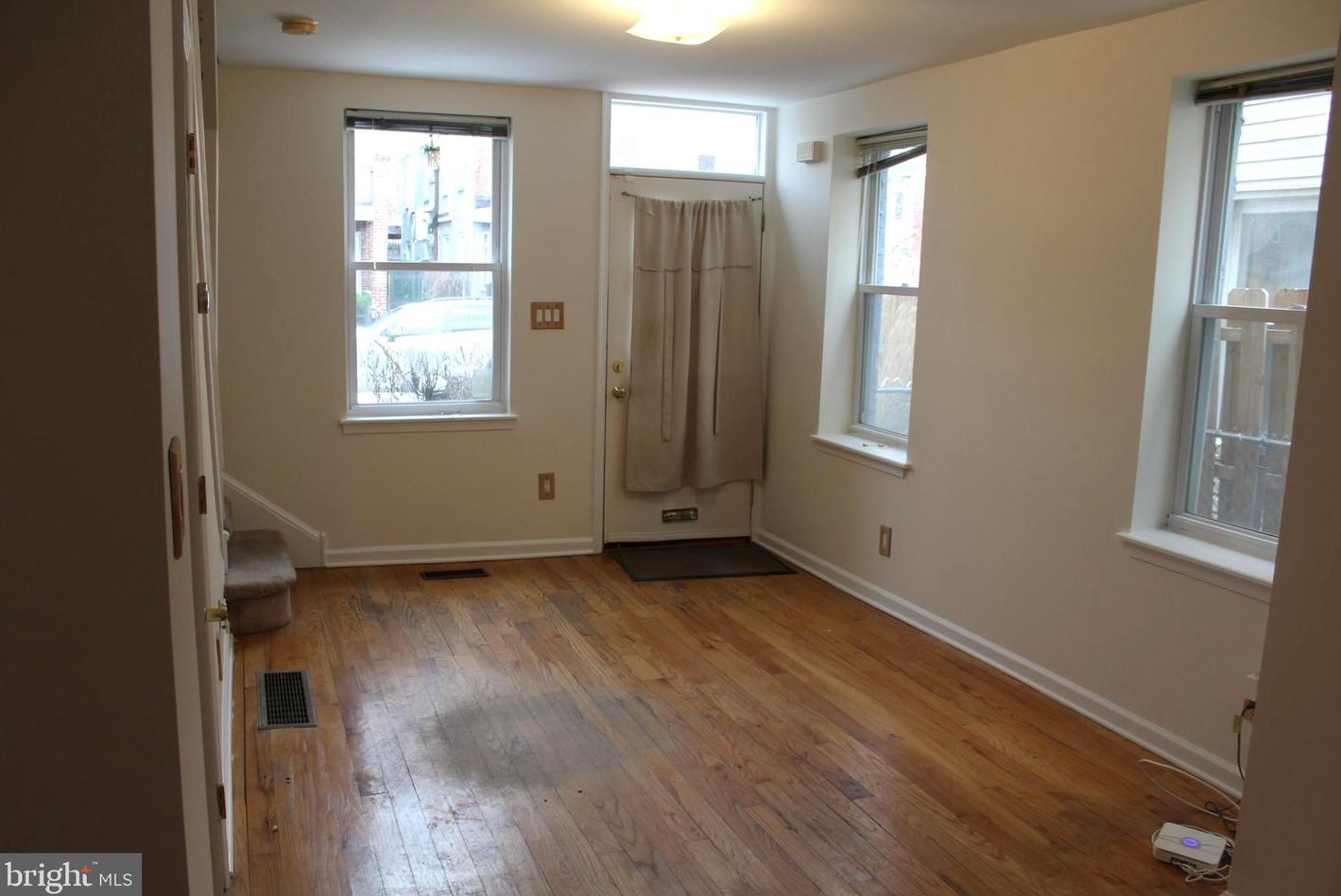 985 Randolph St, Philadelphia PA  19123-1407 exterior