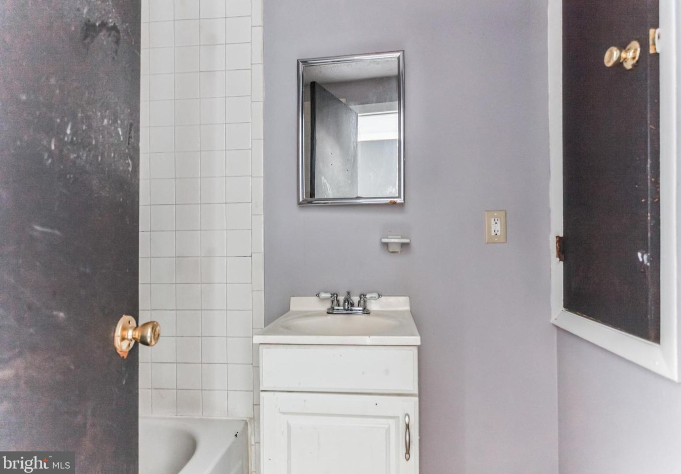 1724 Snyder Ave, Philadelphia PA 19148-2314 exterior